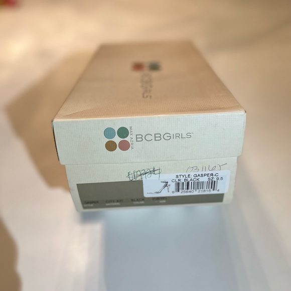 BCBG pointy heels, Gasper size 9.5, fits like 8.5 - Picture 4 of 5